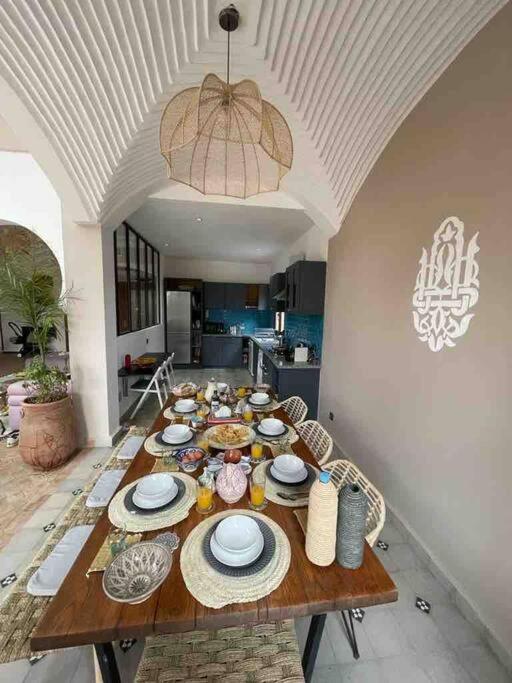 Ily Marrakech Avec Piscine Et Vue Sur L'altas : Coup De Coeur! Villa