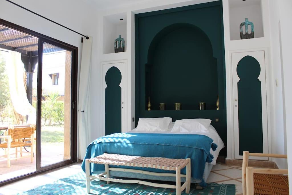 Ily Marrakech Avec Piscine Et Vue Sur L'altas : Coup De Coeur! Marrakesh
